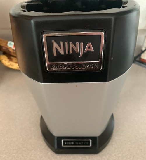 Ninja Professional Blender Blends Ice tamcam10