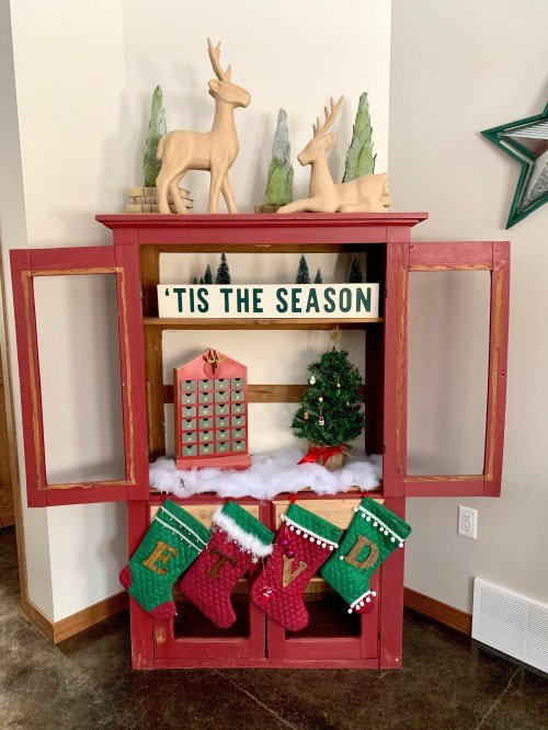 Christmas Decor, Christmas Countdown, The Stockings Were Hung, Antique Pie Hutch, tamcam10